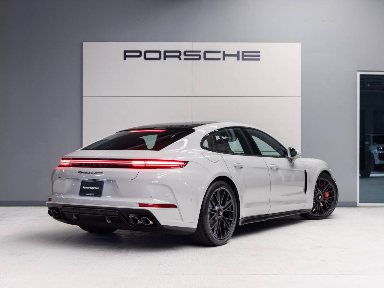 2026 Porsche Panamera Panamera GTS