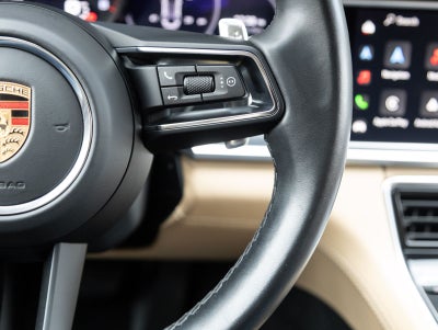 2023 Porsche Panamera 4 Platinum Edition