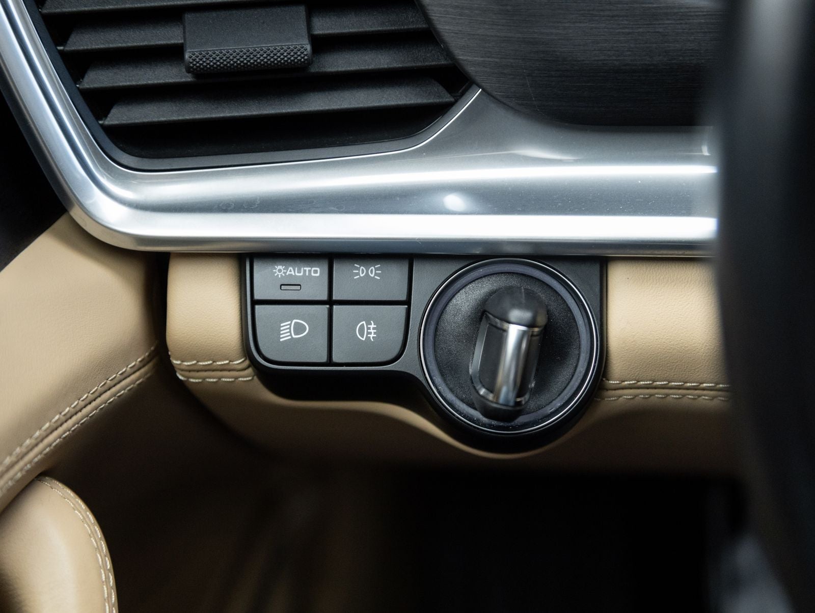 2023 Porsche Panamera 4 Platinum Edition