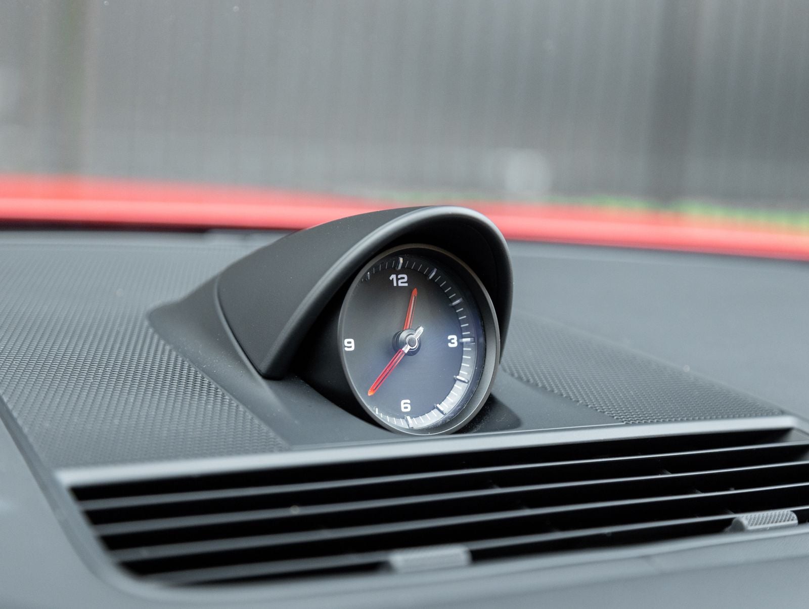 2023 Porsche Panamera 4 Platinum Edition