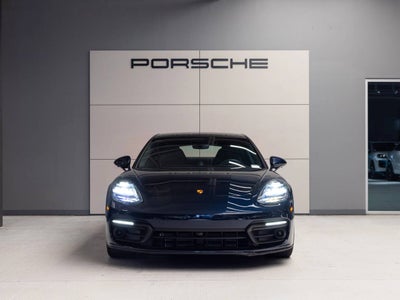 2023 Porsche Panamera 4 Platinum Edition
