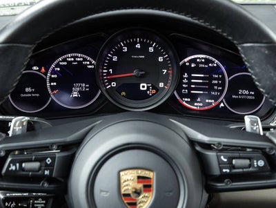 2023 Porsche Panamera 4 Platinum Edition