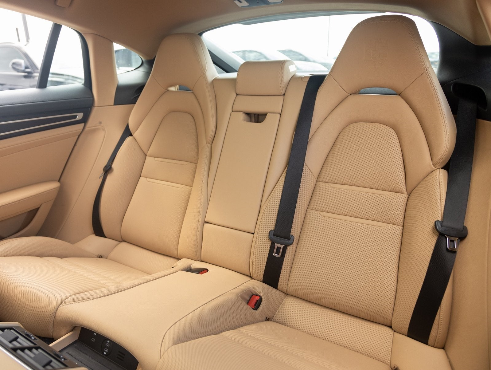 2022 Porsche Panamera Panamera 4 Platinum Edition (MY22)