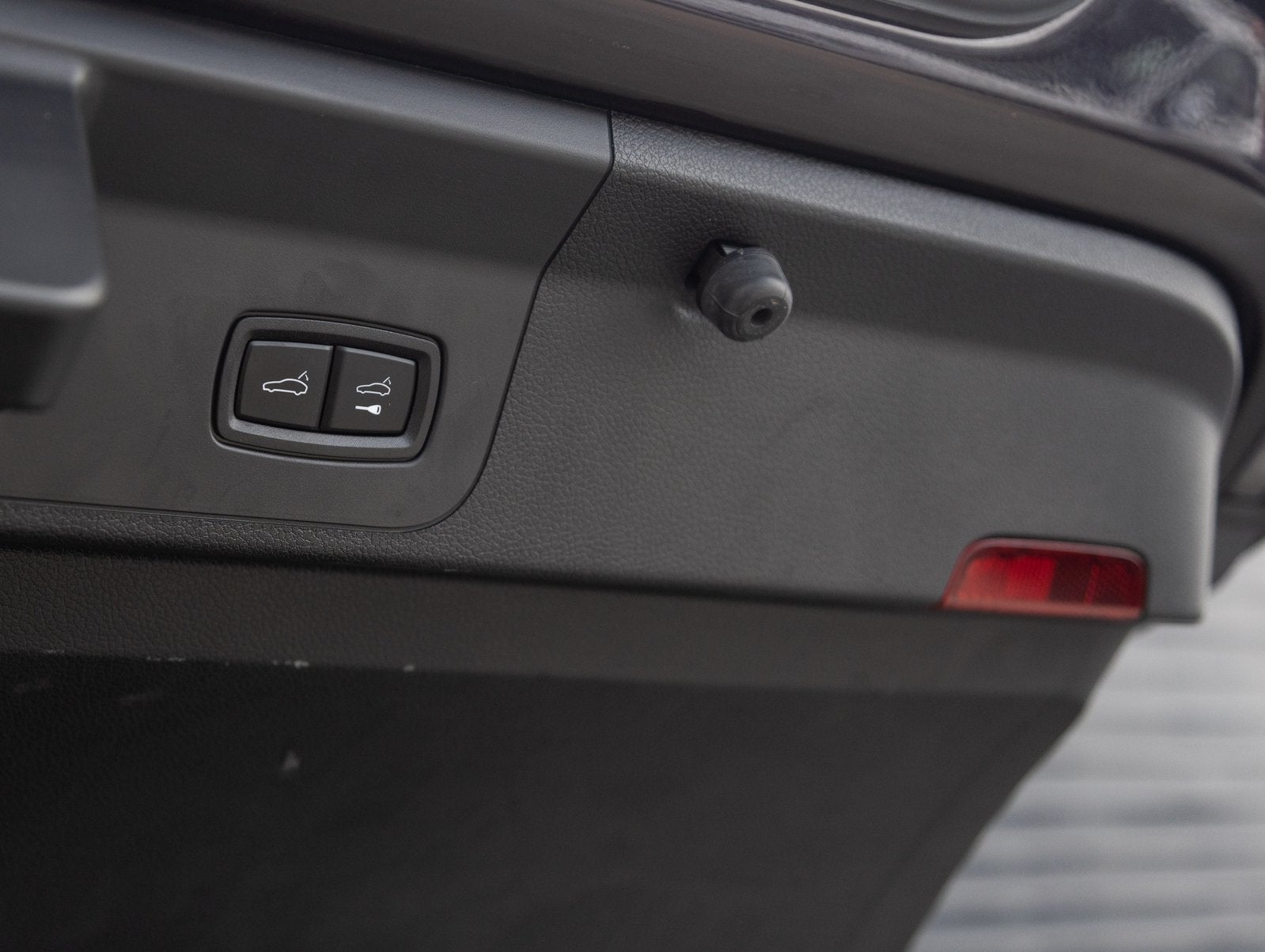 2022 Porsche Panamera Panamera 4 Platinum Edition (MY22)