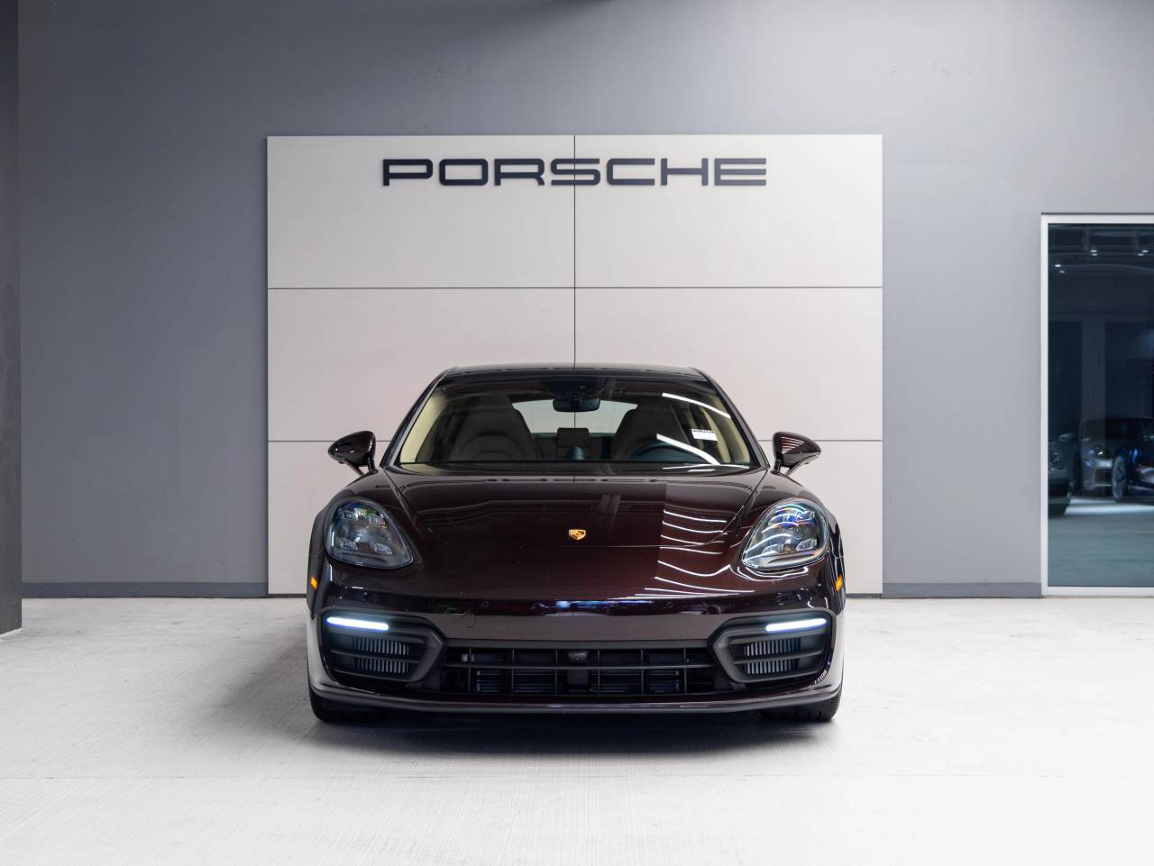 2022 Porsche Panamera Panamera 4 Platinum Edition (MY22)