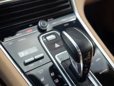 2022 Porsche Panamera Panamera 4 Platinum Edition (MY22)