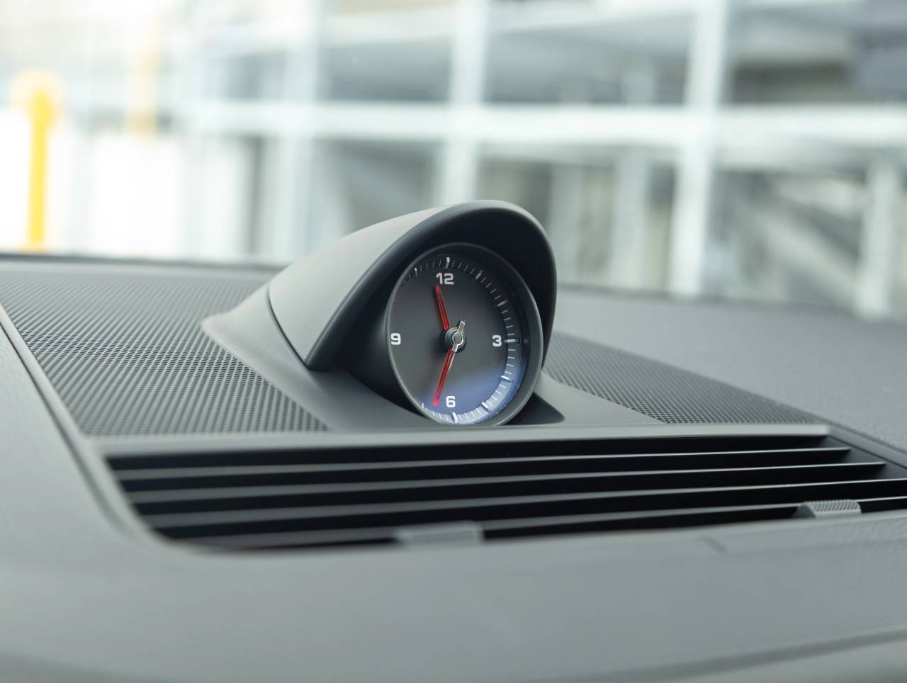 2022 Porsche Panamera Panamera 4 Platinum Edition (MY22)