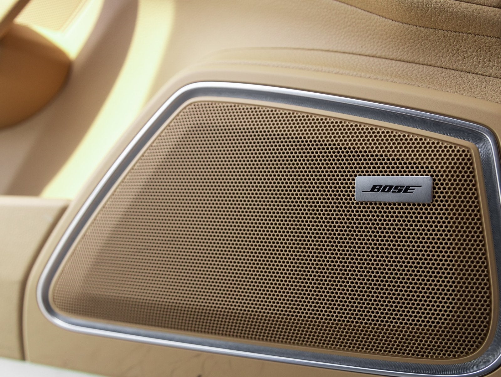 2023 Porsche Panamera Panamera 4 Platinum Edition (MY23)