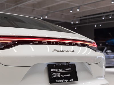 2023 Porsche Panamera Panamera 4 Platinum Edition (MY23)