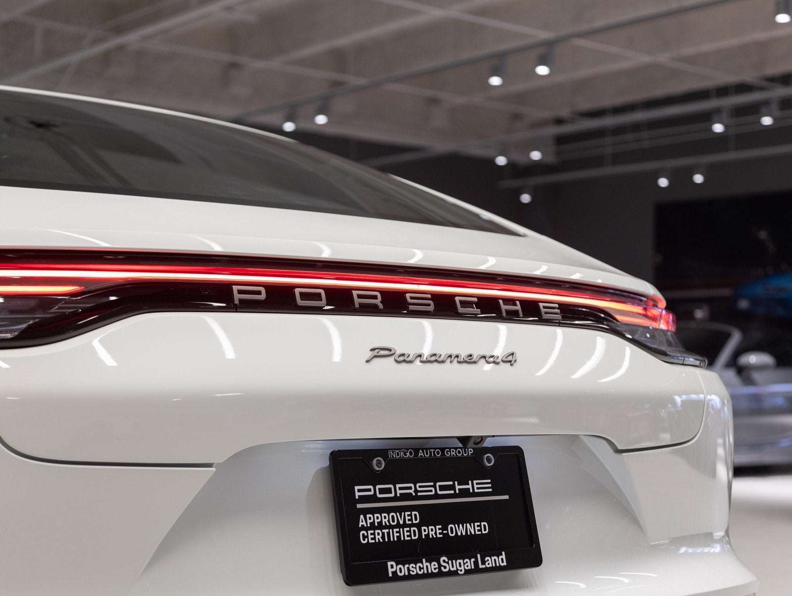 2023 Porsche Panamera Panamera 4 Platinum Edition (MY23)