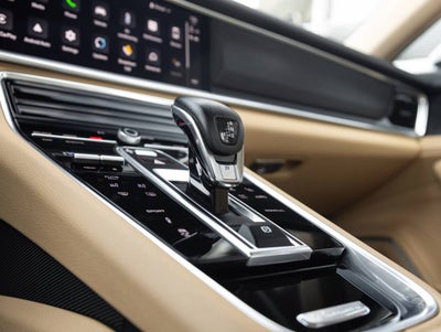 2023 Porsche Panamera Panamera 4 Platinum Edition (MY23)