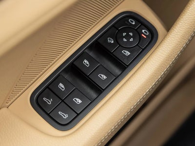 2023 Porsche Panamera Panamera 4 Platinum Edition (MY23)