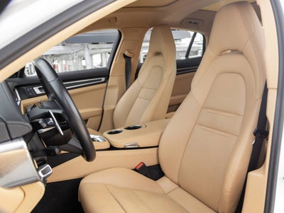2023 Porsche Panamera Panamera 4 Platinum Edition (MY23)
