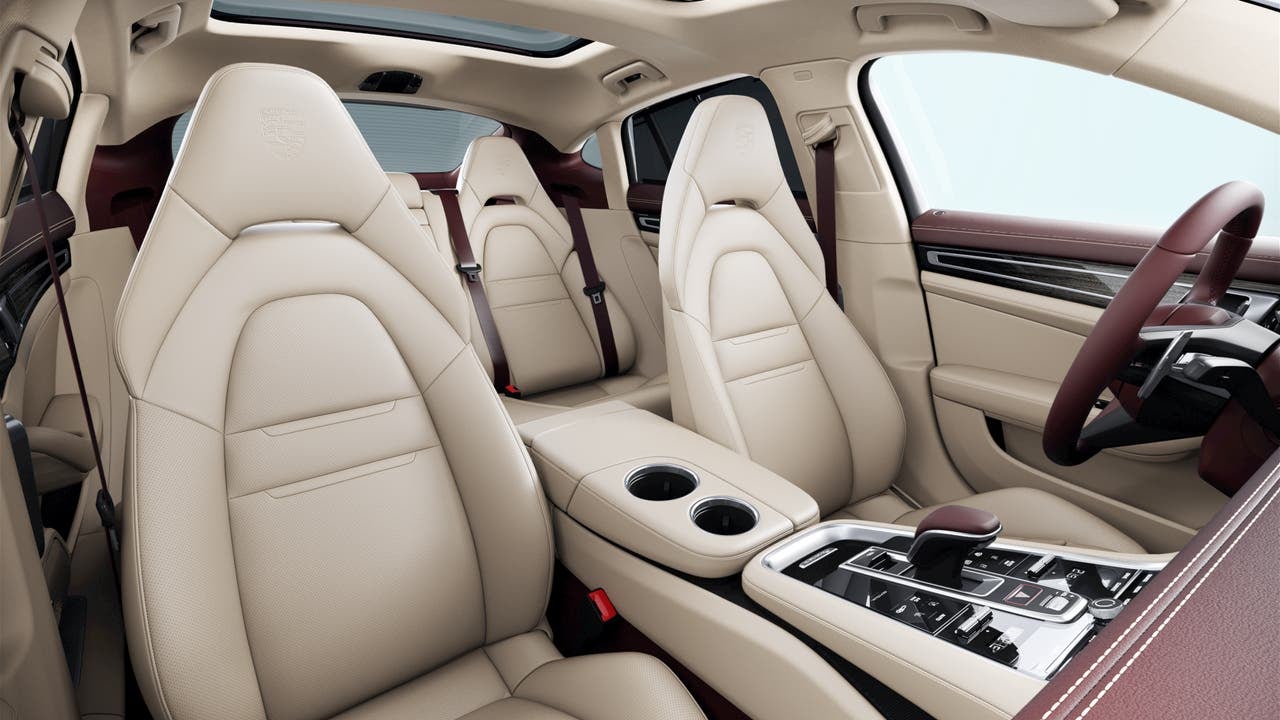 2023 Porsche Panamera Panamera 4 Platinum Edition