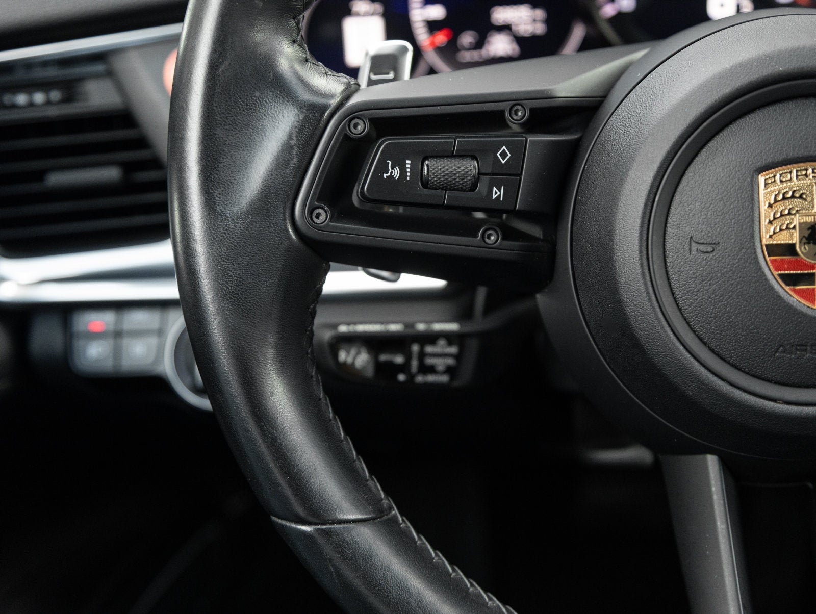 2023 Porsche Panamera Panamera 4 Platinum Edition