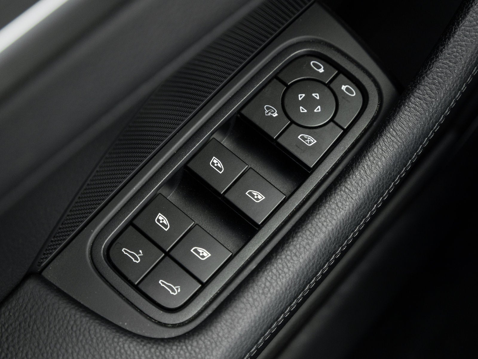 2023 Porsche Panamera Panamera 4 Platinum Edition
