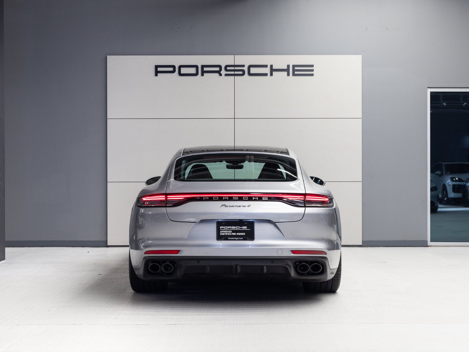 2023 Porsche Panamera Panamera 4 Platinum Edition