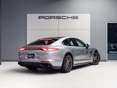 2023 Porsche Panamera Panamera 4 Platinum Edition
