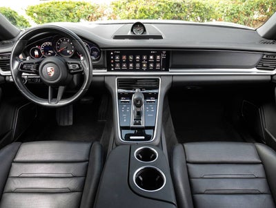 2023 Porsche Panamera Panamera 4 Platinum Edition