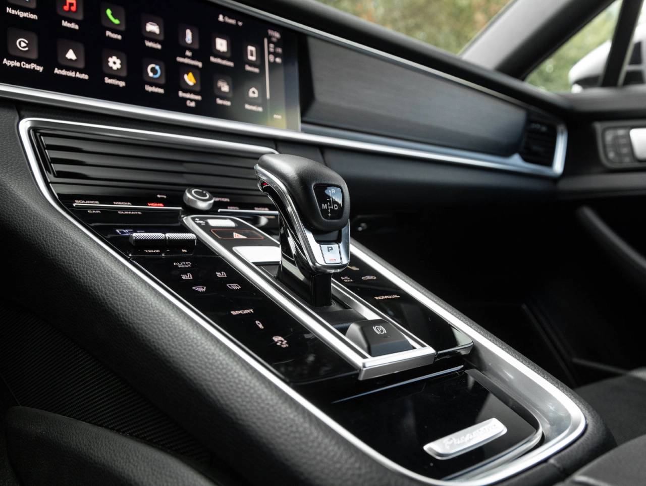 2023 Porsche Panamera Panamera 4 Platinum Edition
