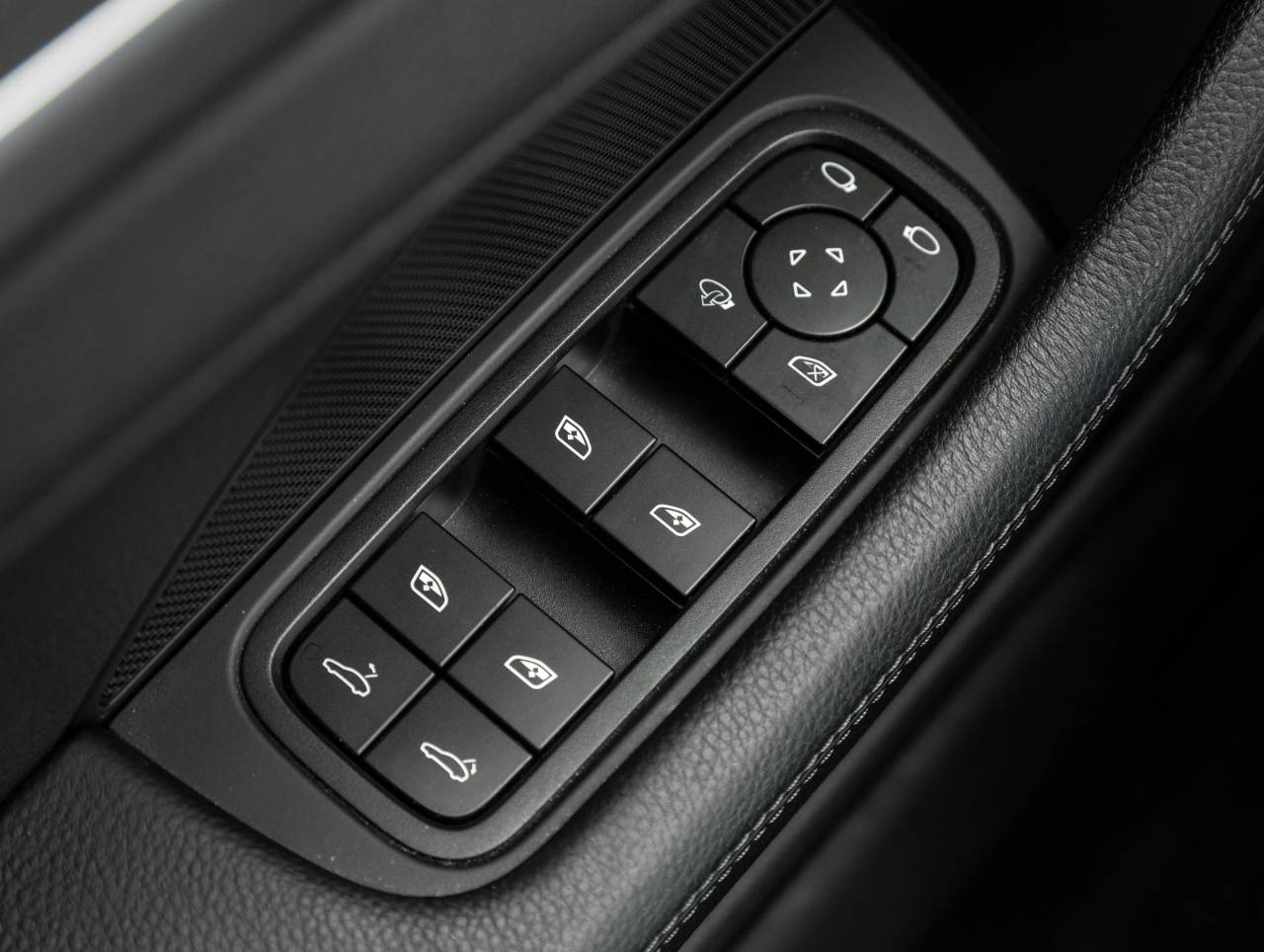 2023 Porsche Panamera Panamera 4 Platinum Edition