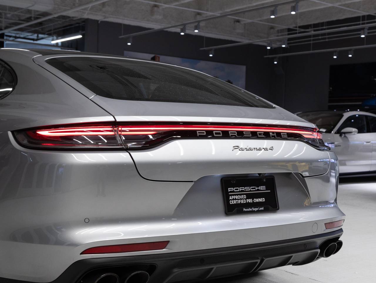 2023 Porsche Panamera Panamera 4 Platinum Edition