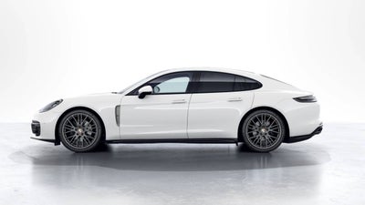 2023 Porsche Panamera 4 Platinum Edition