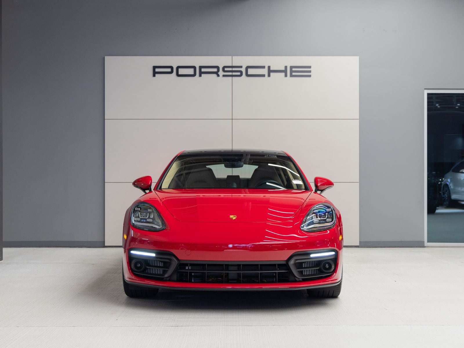 2023 Porsche Panamera Panamera 4 Platinum Edition (MY23)