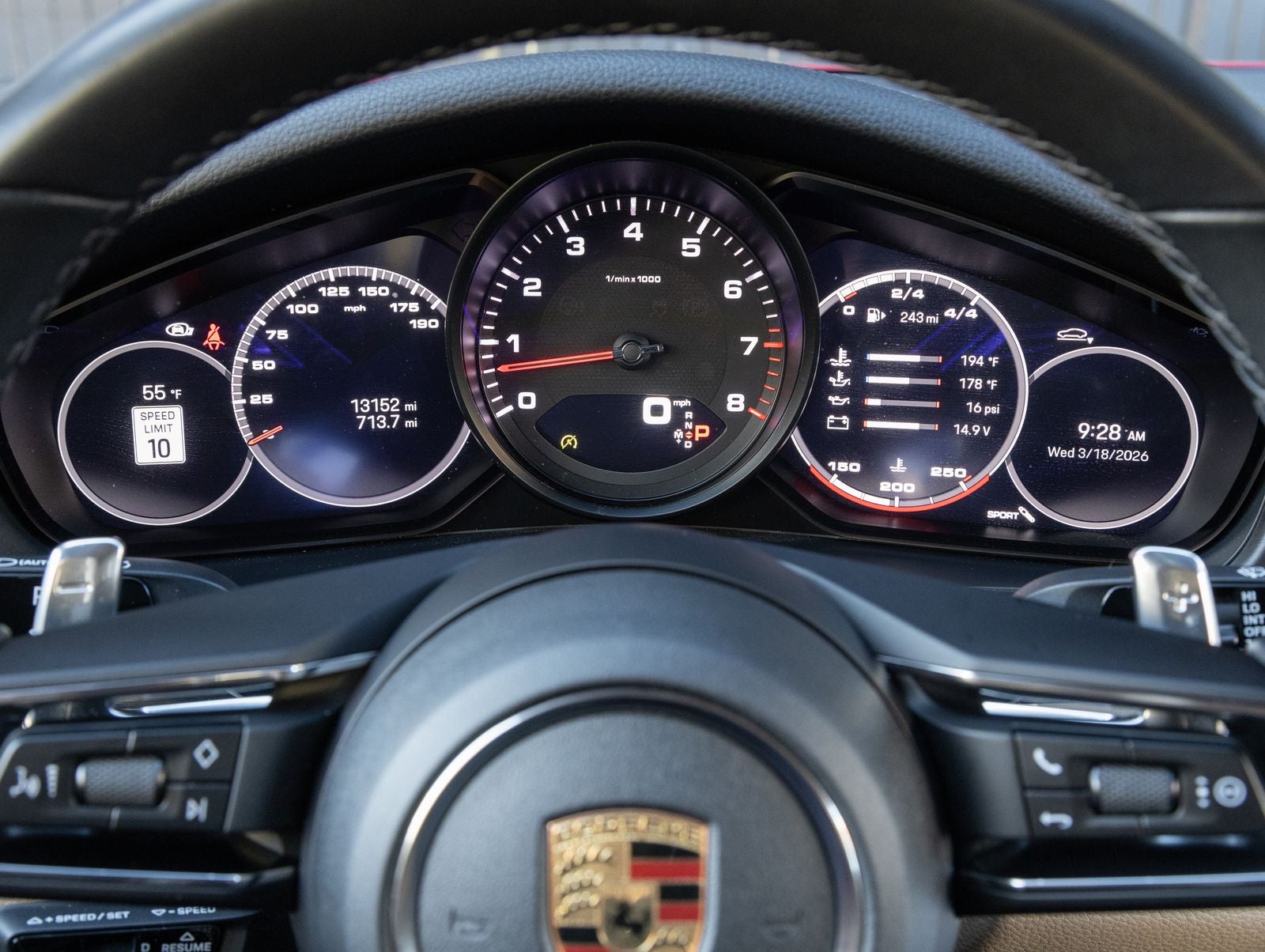 2023 Porsche Panamera Panamera 4 Platinum Edition (MY23)