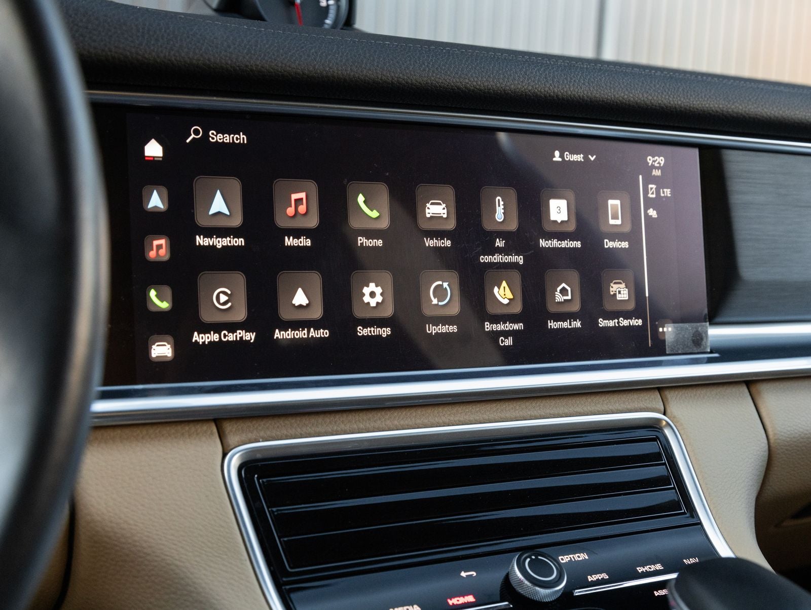 2023 Porsche Panamera Panamera 4 Platinum Edition (MY23)