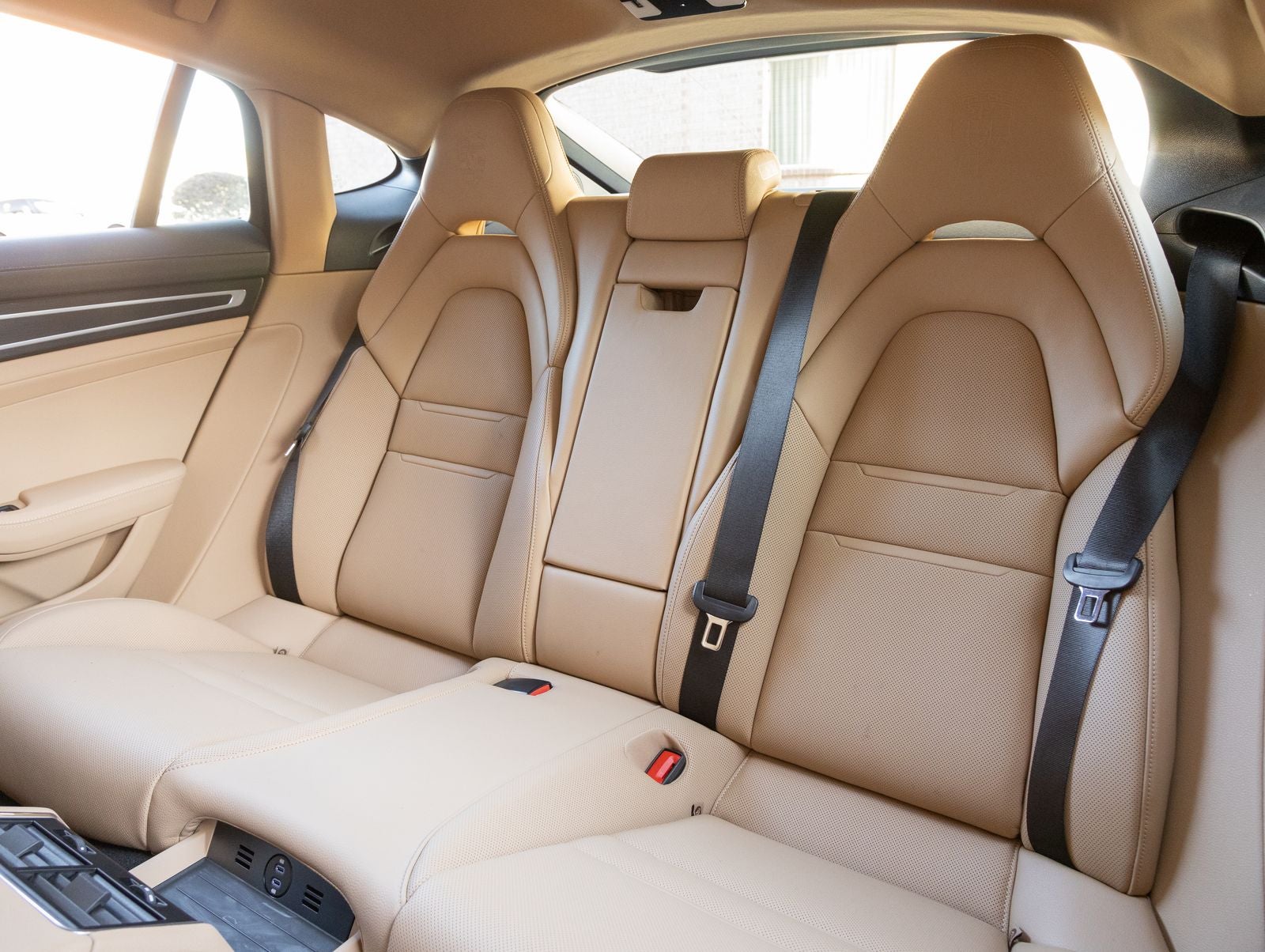 2023 Porsche Panamera Panamera 4 Platinum Edition (MY23)