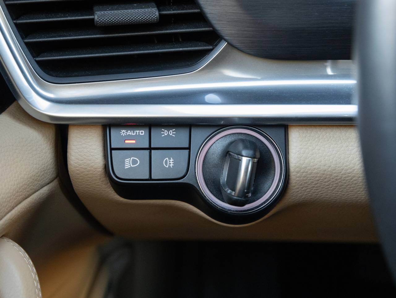 2023 Porsche Panamera Panamera 4 Platinum Edition (MY23)