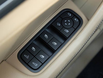 2023 Porsche Panamera Panamera 4 Platinum Edition (MY23)