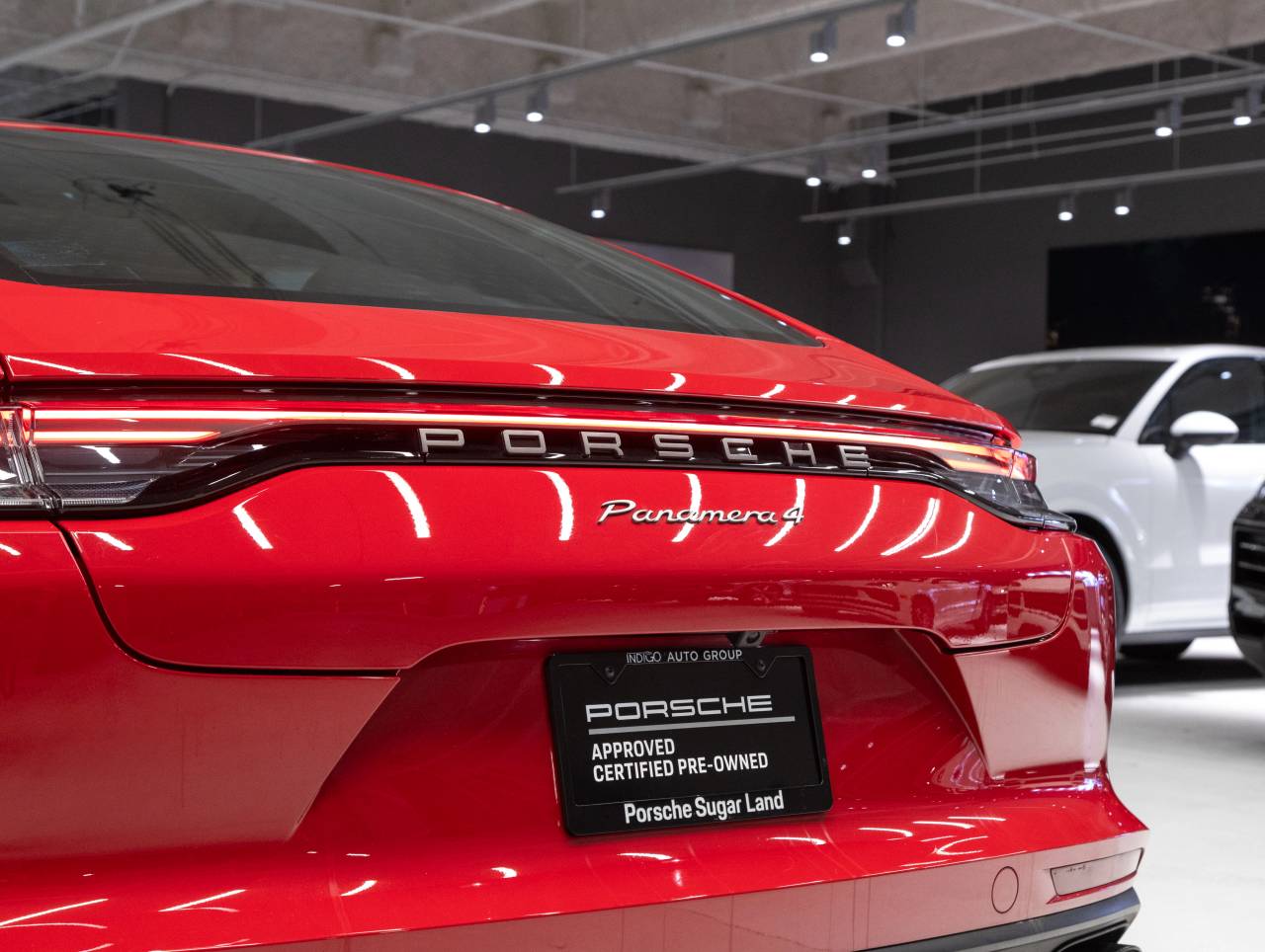 2023 Porsche Panamera Panamera 4 Platinum Edition (MY23)