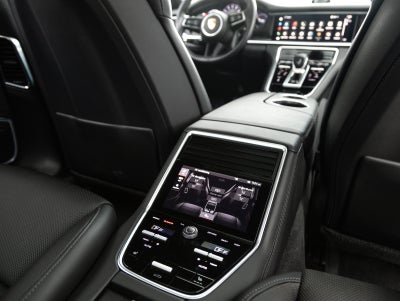 2023 Porsche Panamera Panamera Platinum Edition