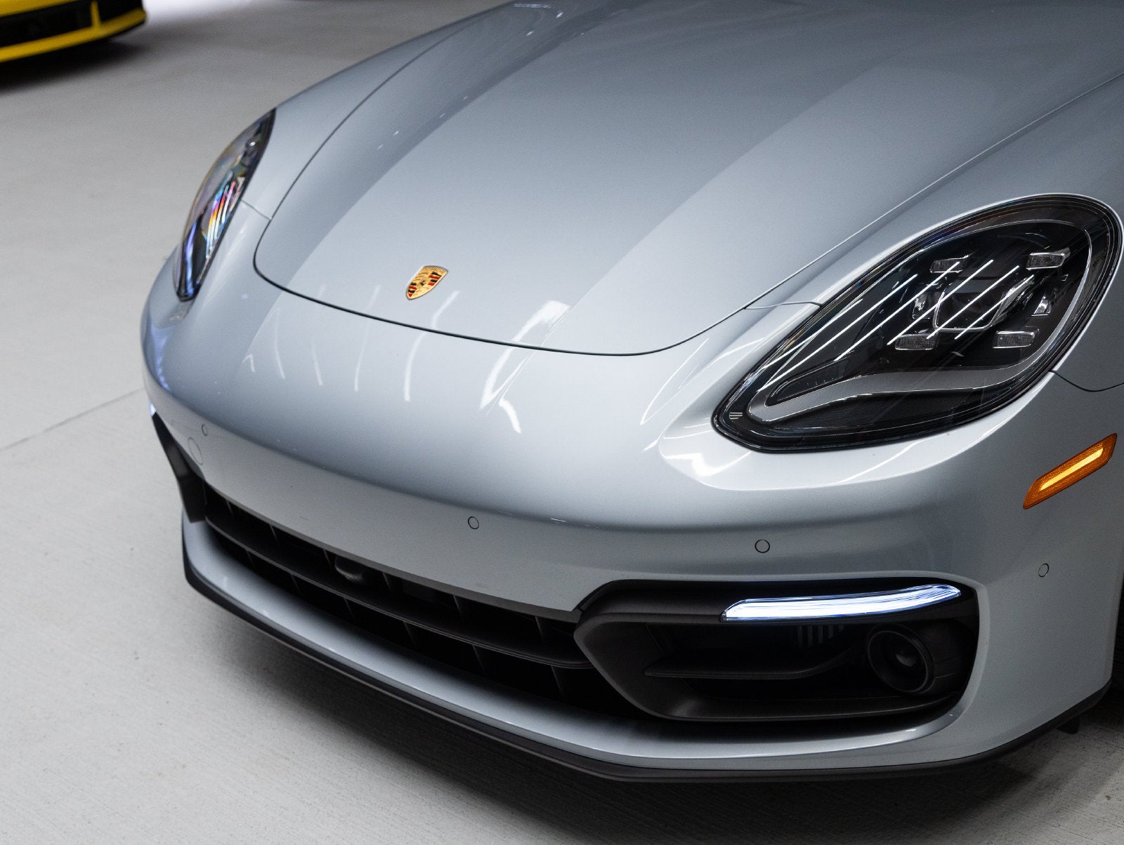 2023 Porsche Panamera Panamera Platinum Edition