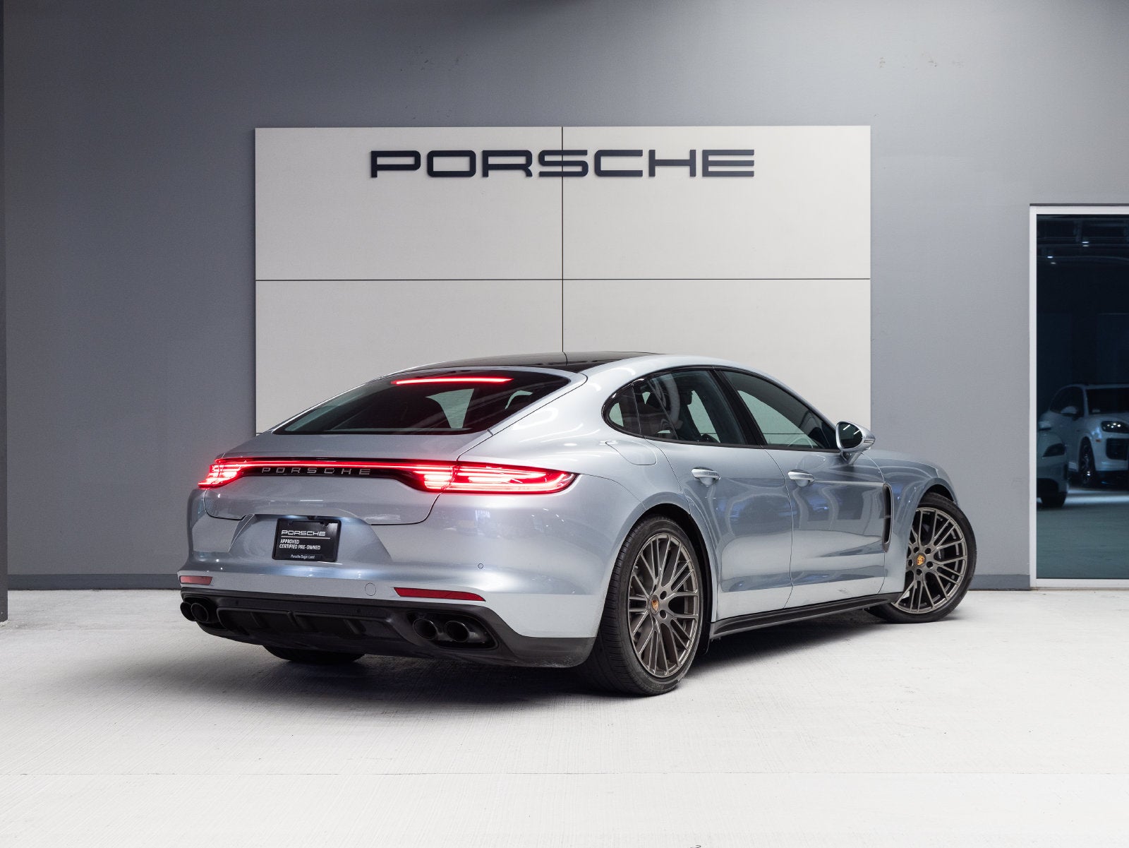 2023 Porsche Panamera Panamera Platinum Edition