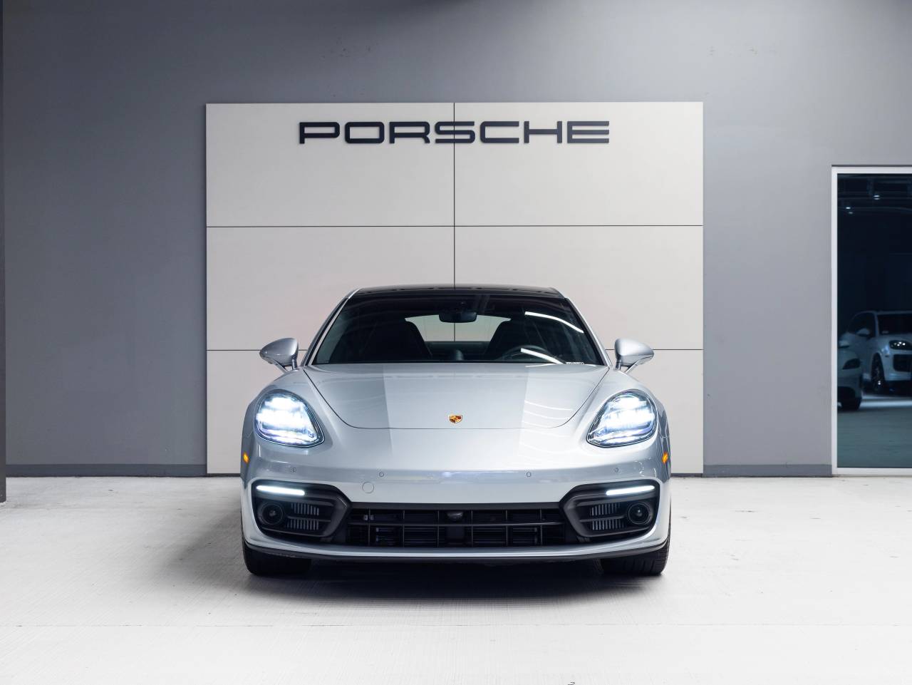 2023 Porsche Panamera Panamera Platinum Edition