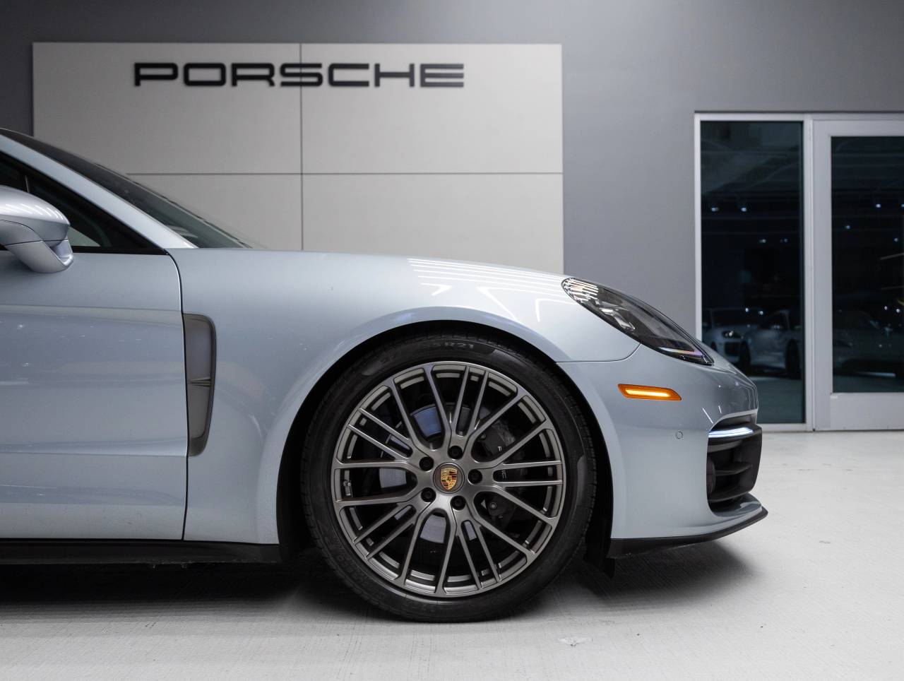 2023 Porsche Panamera Panamera Platinum Edition