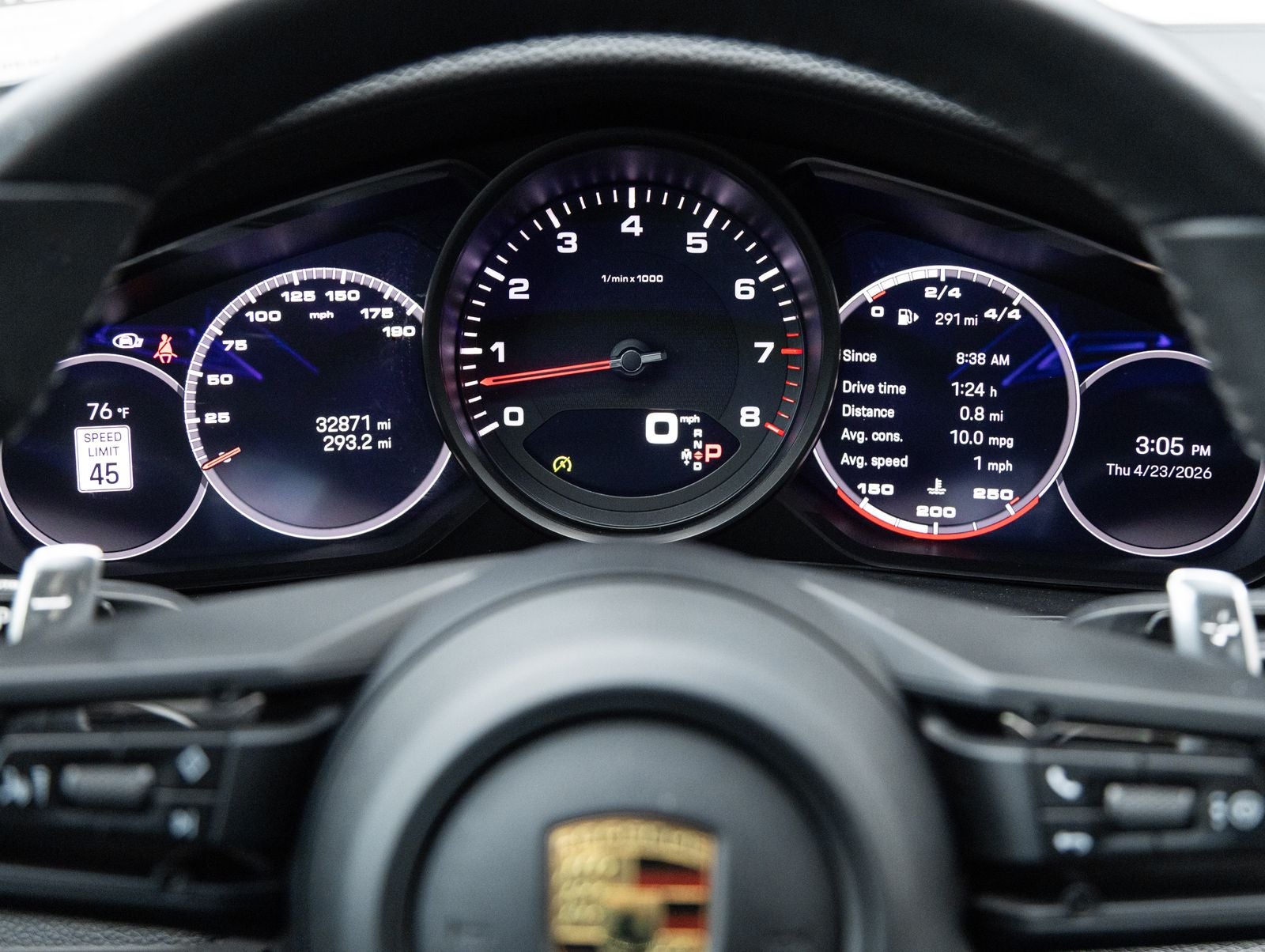 2023 Porsche Panamera 4 Platinum Edition