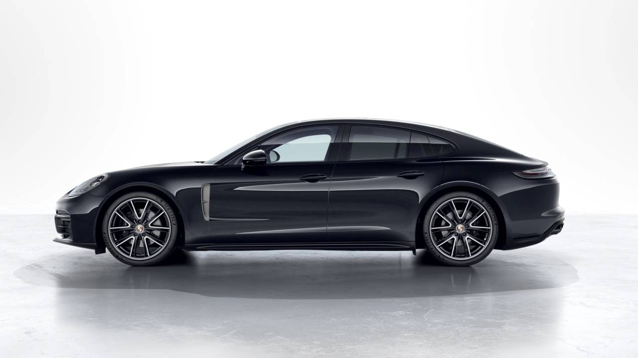 2023 Porsche Panamera 4 Platinum Edition