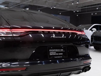 2023 Porsche Panamera 4 Platinum Edition