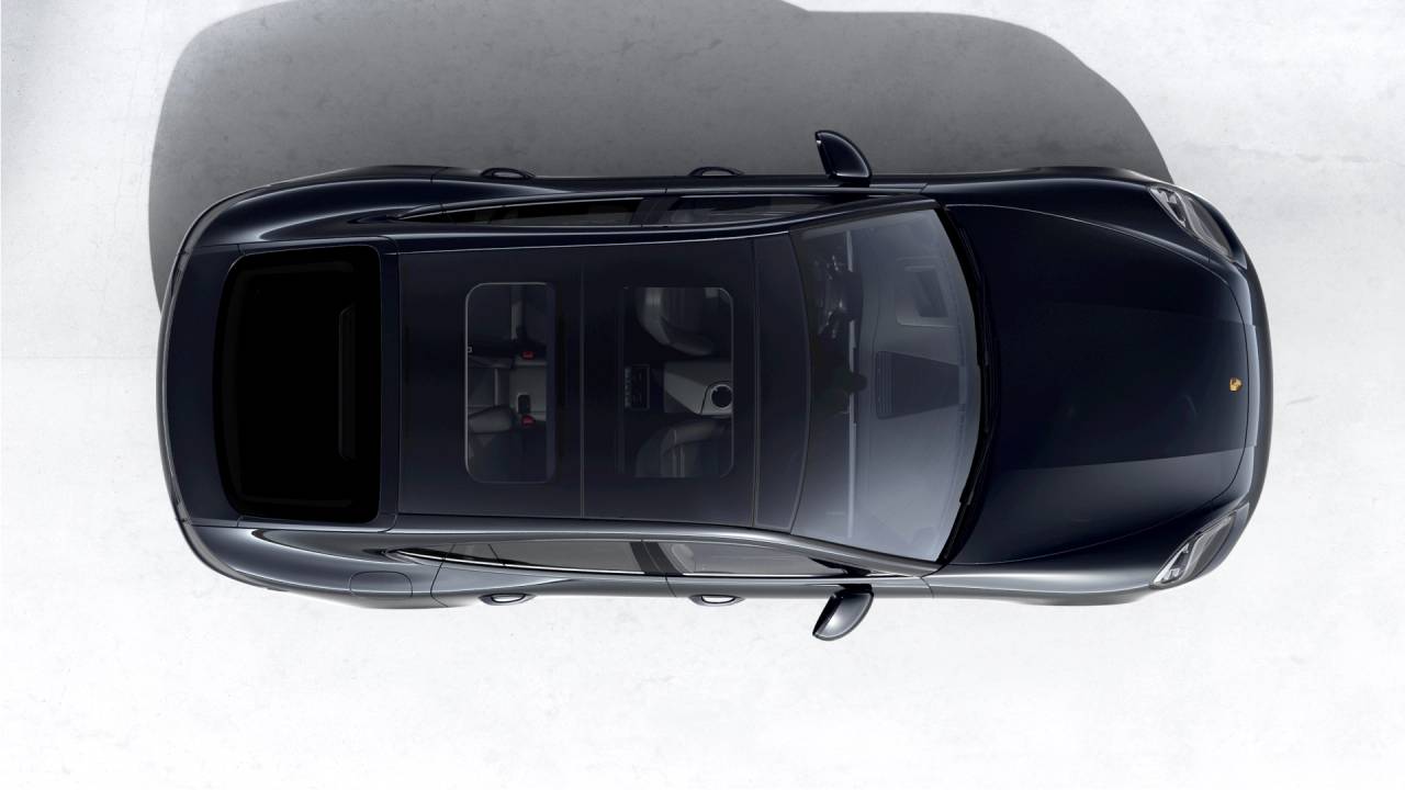 2023 Porsche Panamera 4 Platinum Edition