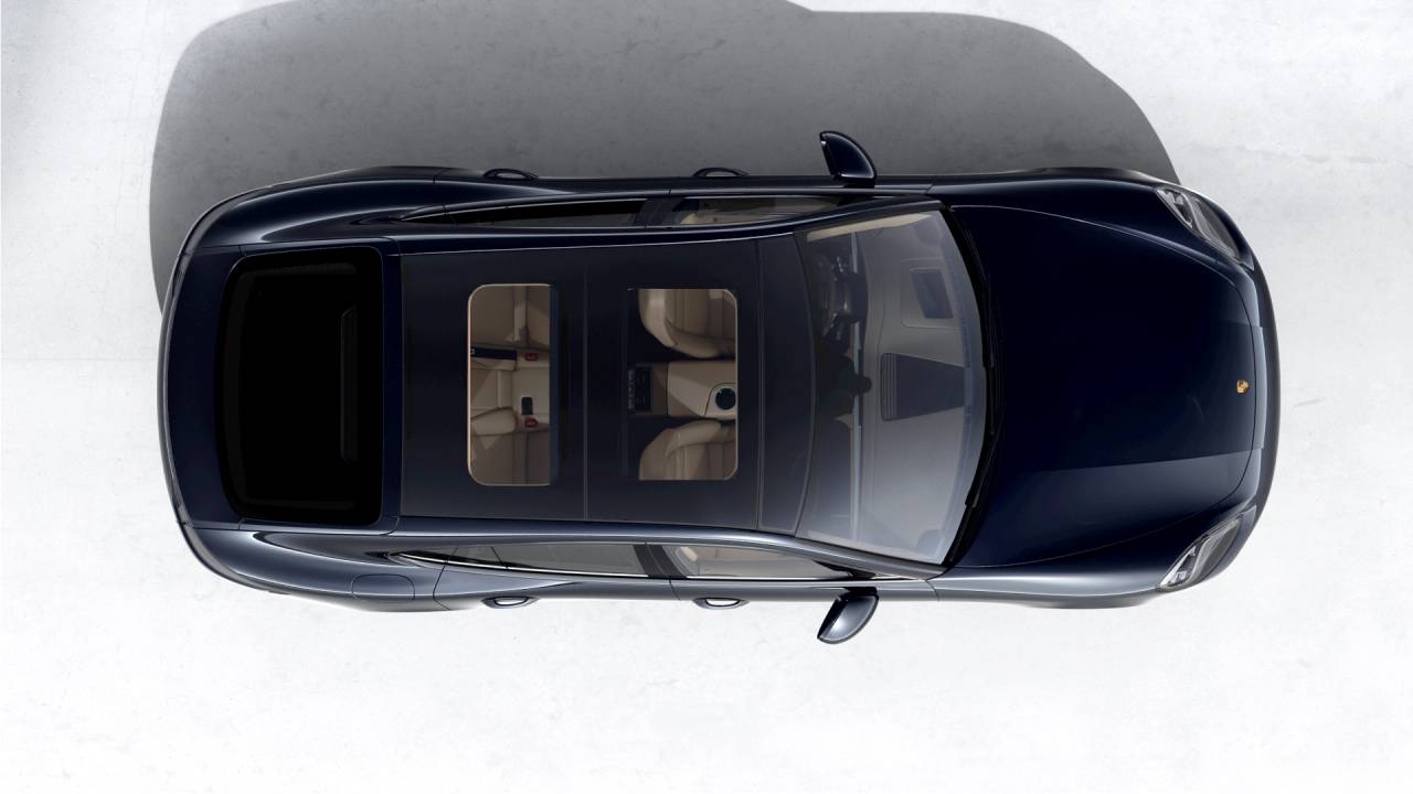 2023 Porsche Panamera Panamera 4 Platinum Edition (MY23)