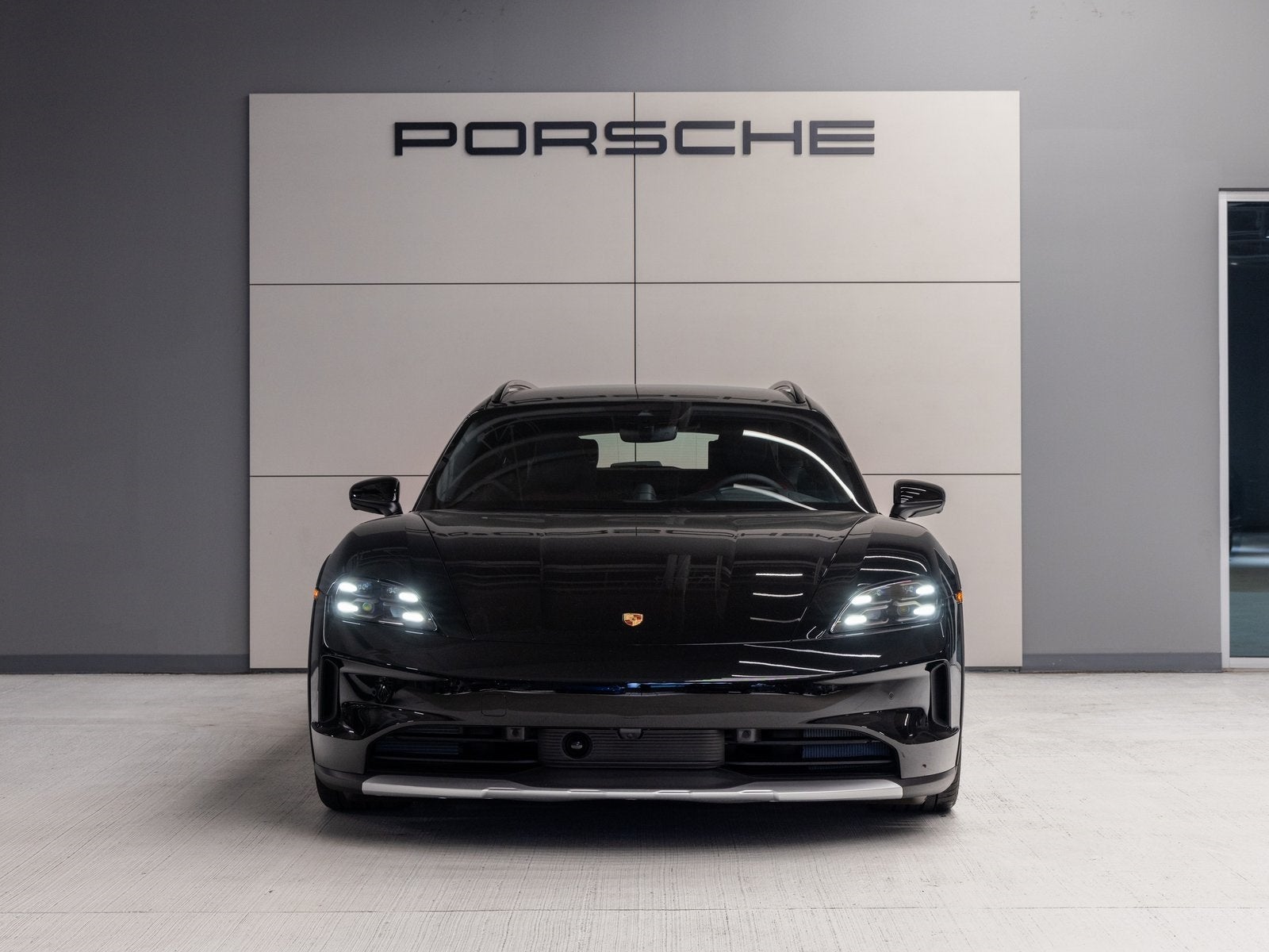 2025 Porsche Taycan Taycan 4 Cross Turismo