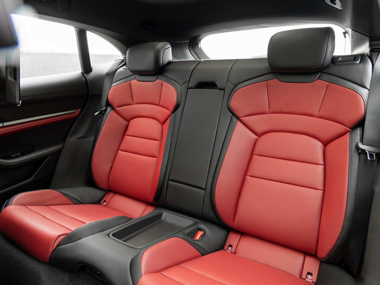 2025 Porsche Taycan Taycan 4 Cross Turismo