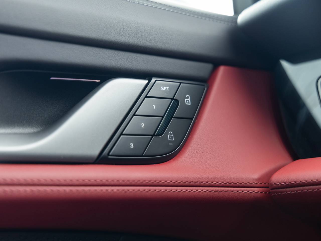 2025 Porsche Taycan Taycan 4 Cross Turismo