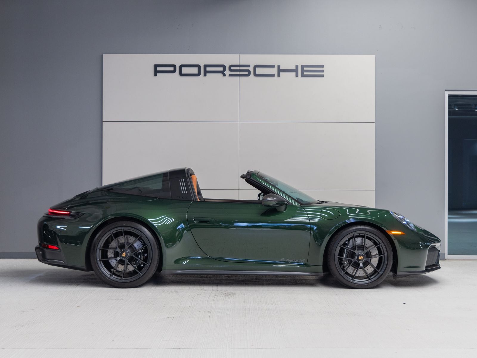 2026 Porsche 911 911 Targa 4 GTS
