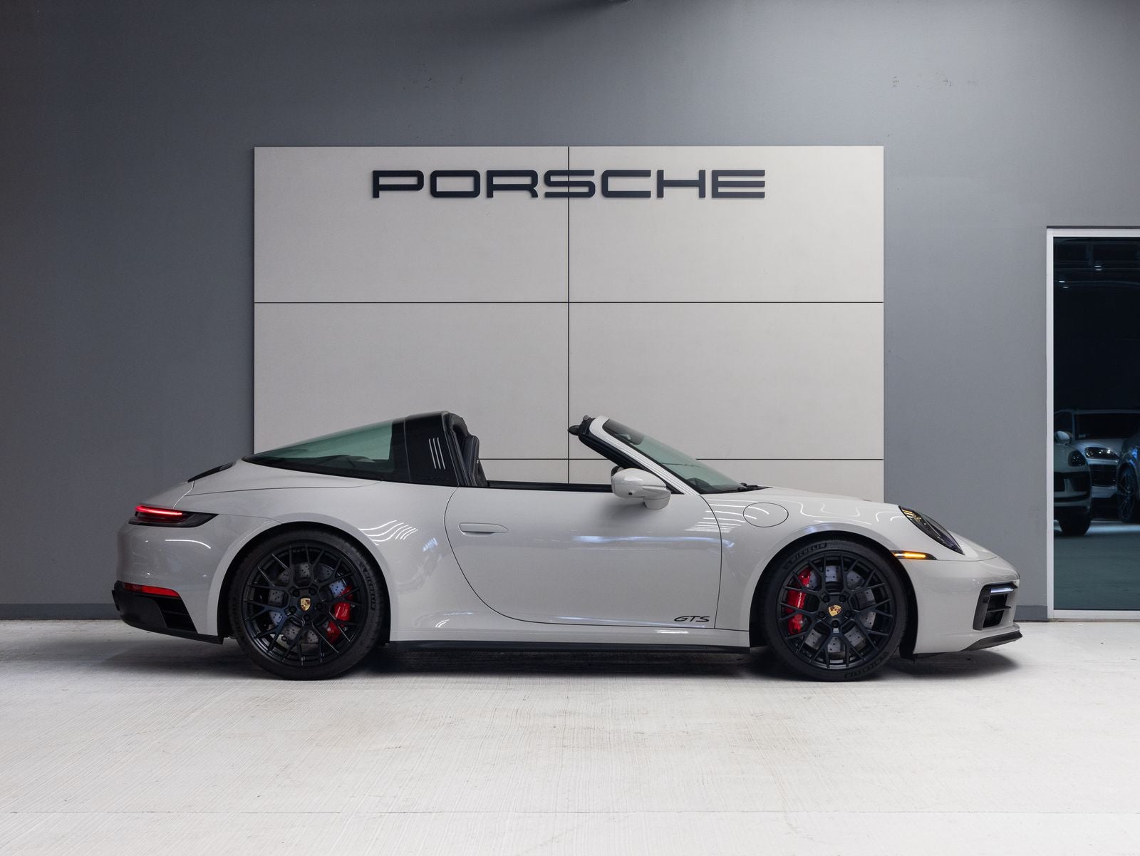 2024 Porsche 911 911 Targa 4 GTS (MY24)