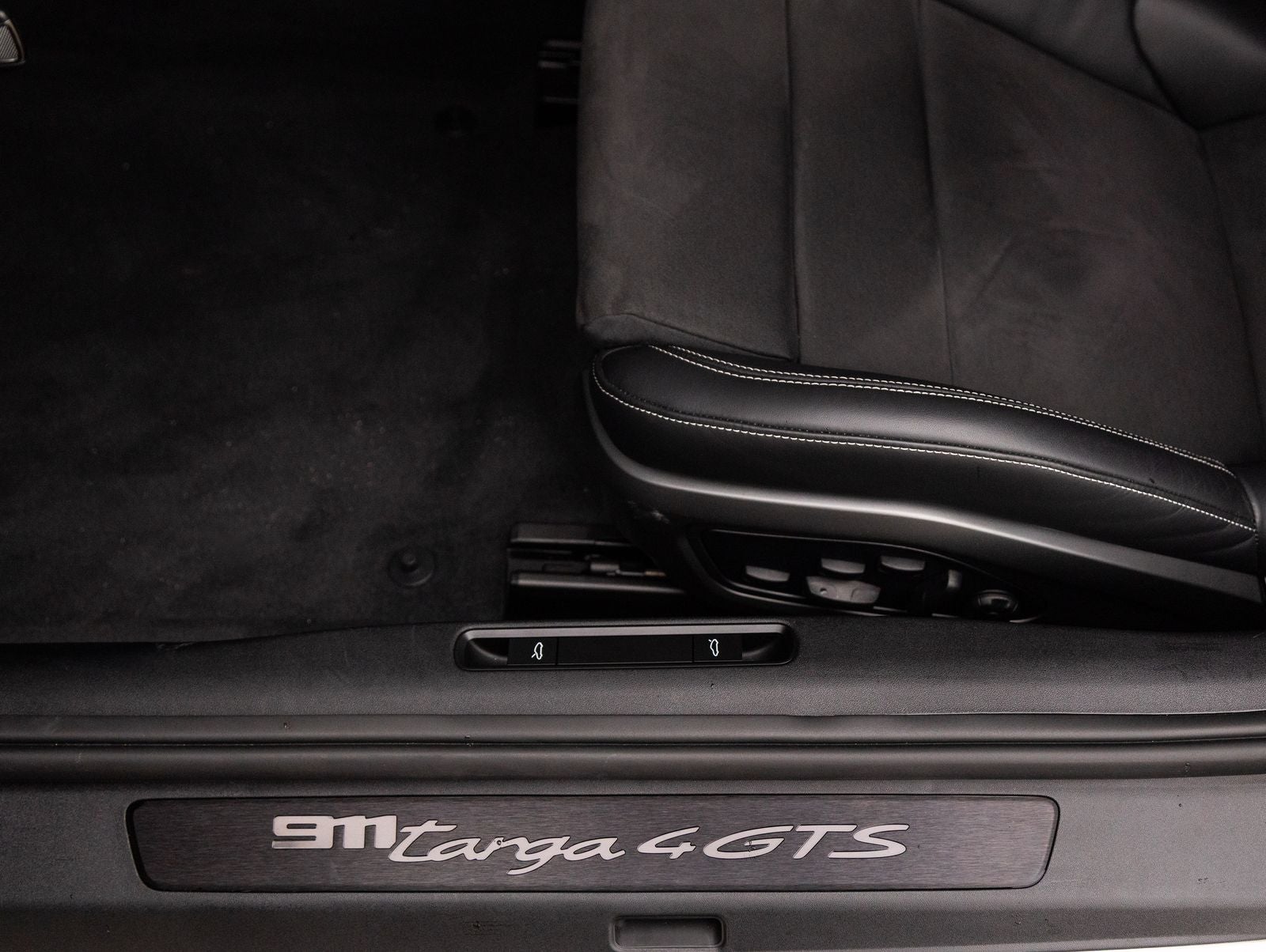 2024 Porsche 911 911 Targa 4 GTS (MY24)